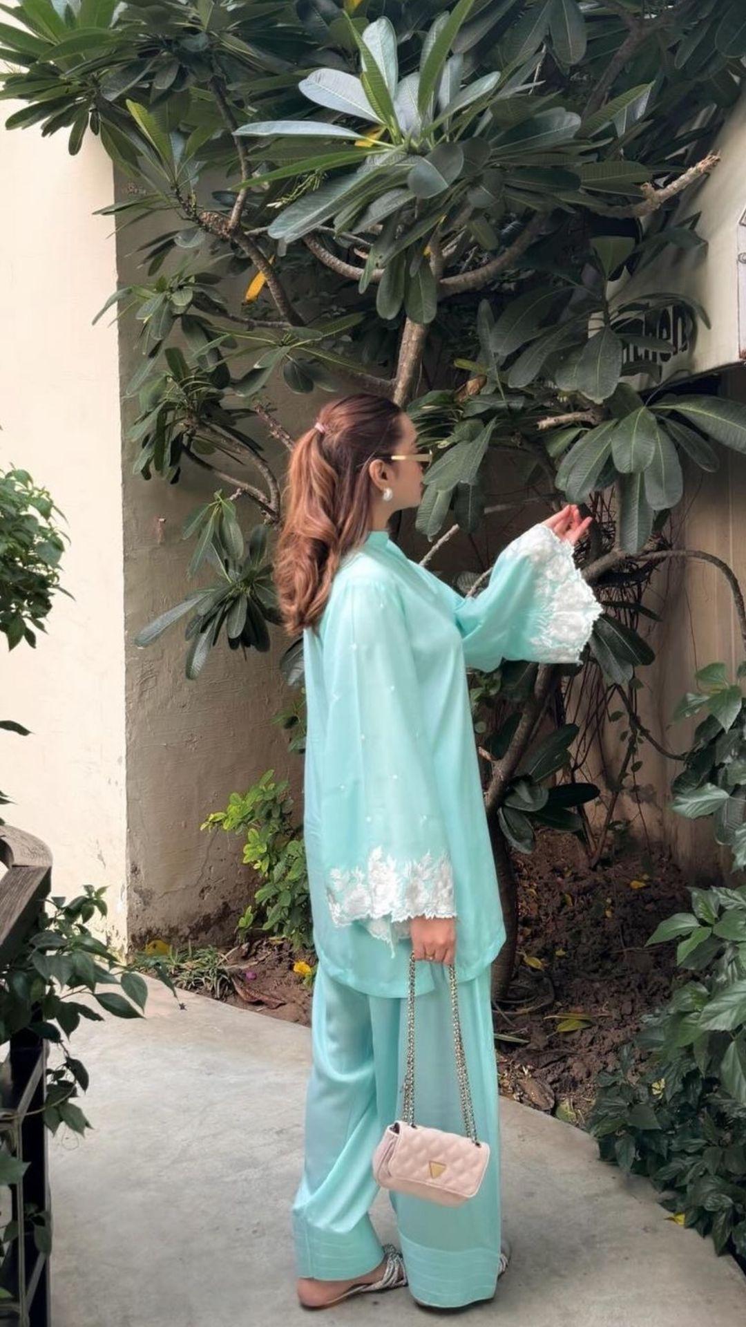 UAE delivery 
UAE 
Dubai Pakistani clothes 
Pakistani clothes in Dubai 