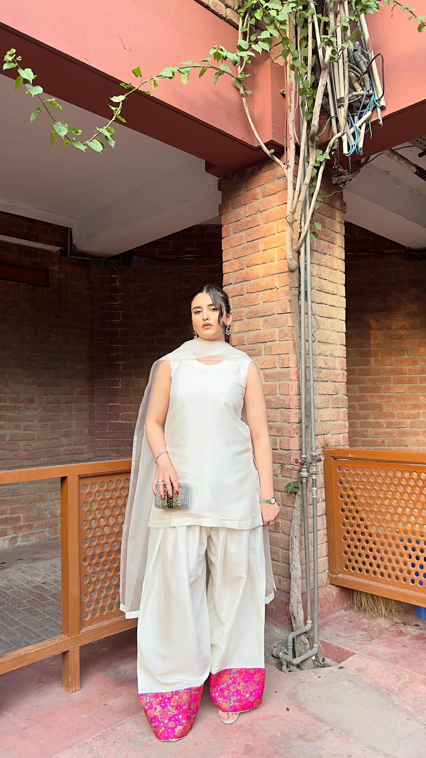 Farshi Shalwar three pc