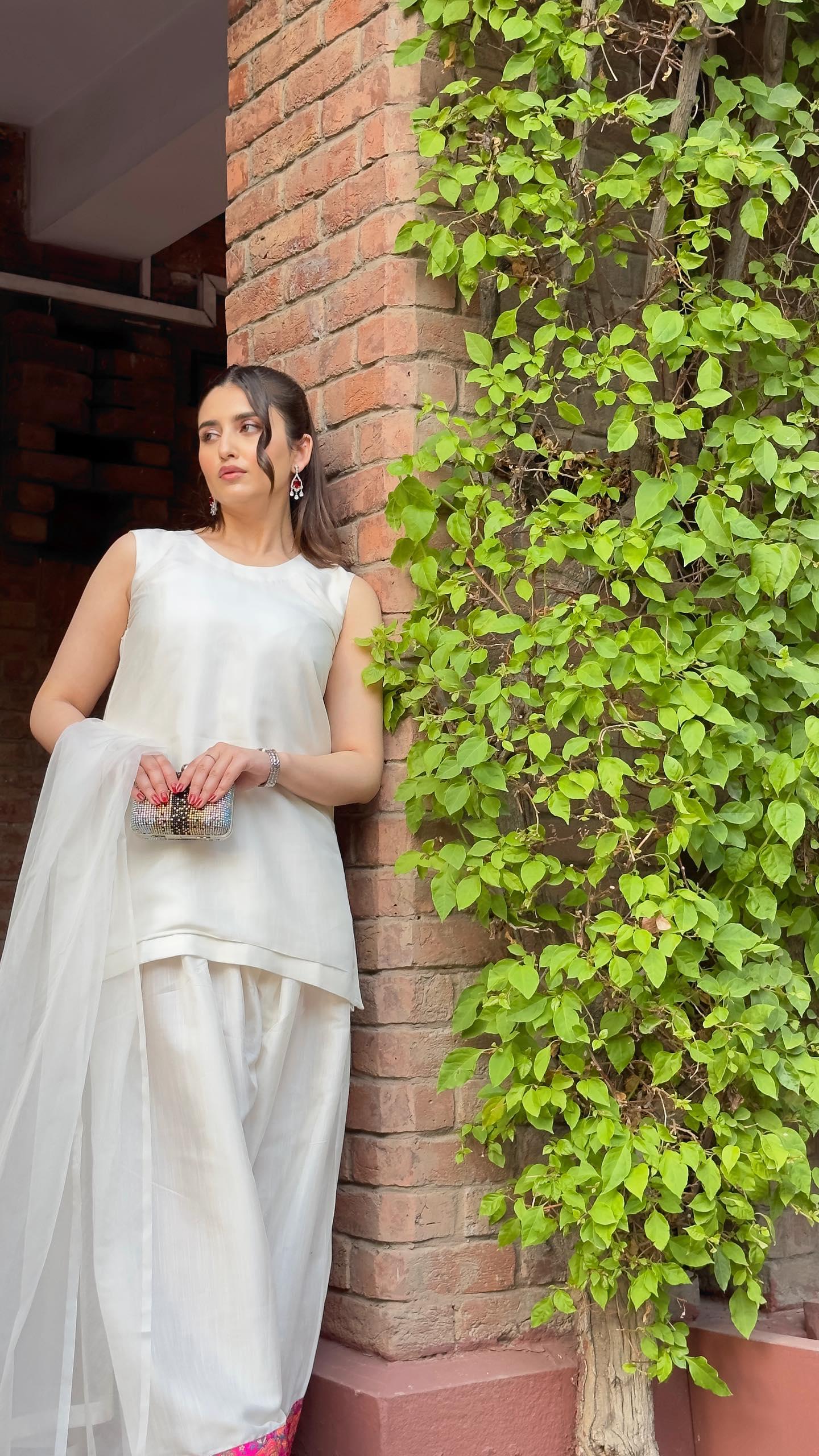 Farshi Shalwar three pc