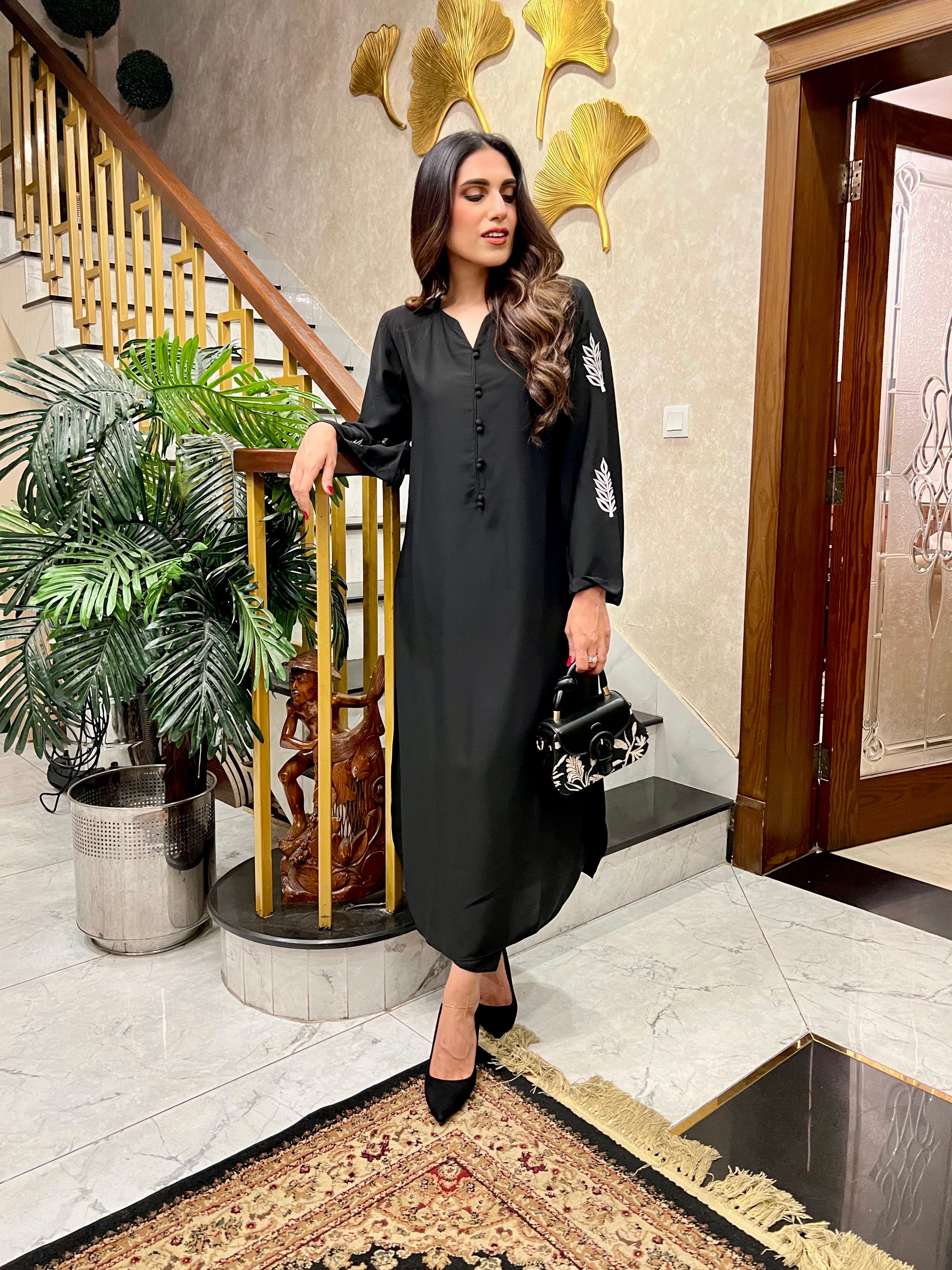 Sleeves embroidered two pc Momina Ammar
