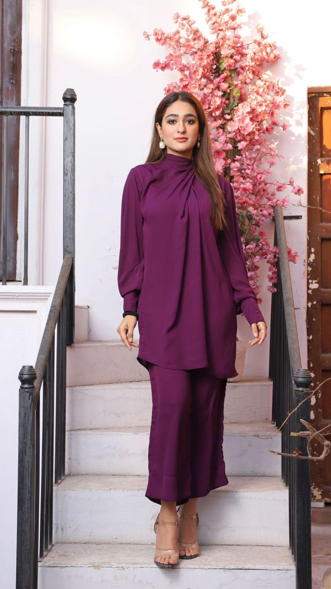 Pakistani fashion brands

Trendy Pakistani clothing

Traditional Pakistani attire

Designer clothing Pakistan

Pakistani ethnic wear

Stylish Pakistani outfits
