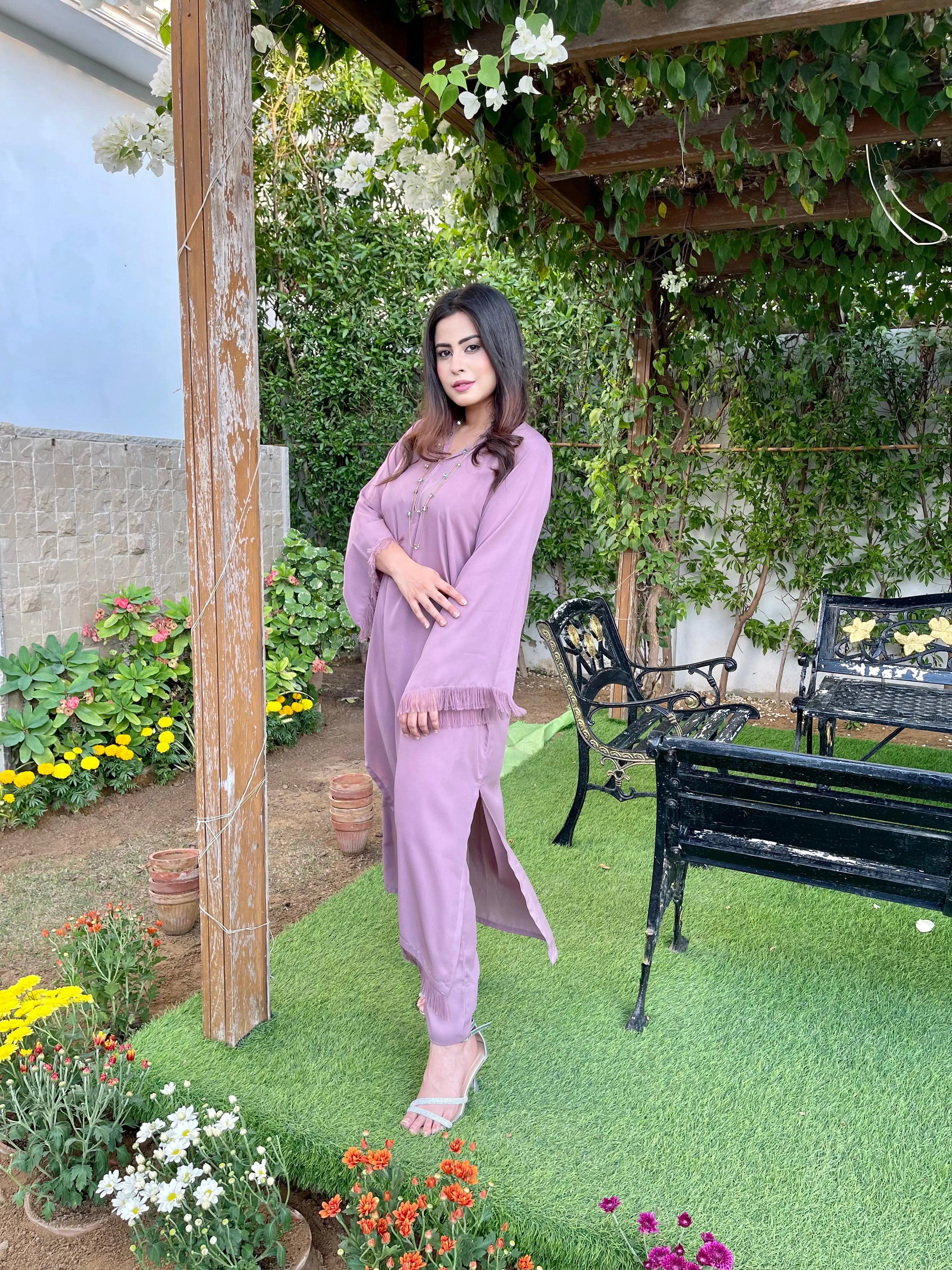 Momina Ammar, a leading Pakistani fashion brand, excels in designer clothing, offering exquisite pret wear. With convenient online shopping, they extend their fashion influence globally, including shipping to the UK.
Lalic colour 
Levender colour
Momina Ammar
Basics 
Frings 
Pakistani brand delivering to Uk
Best online Clothing brand in Pakistan
Fashion designer clothing in Pakistan 




