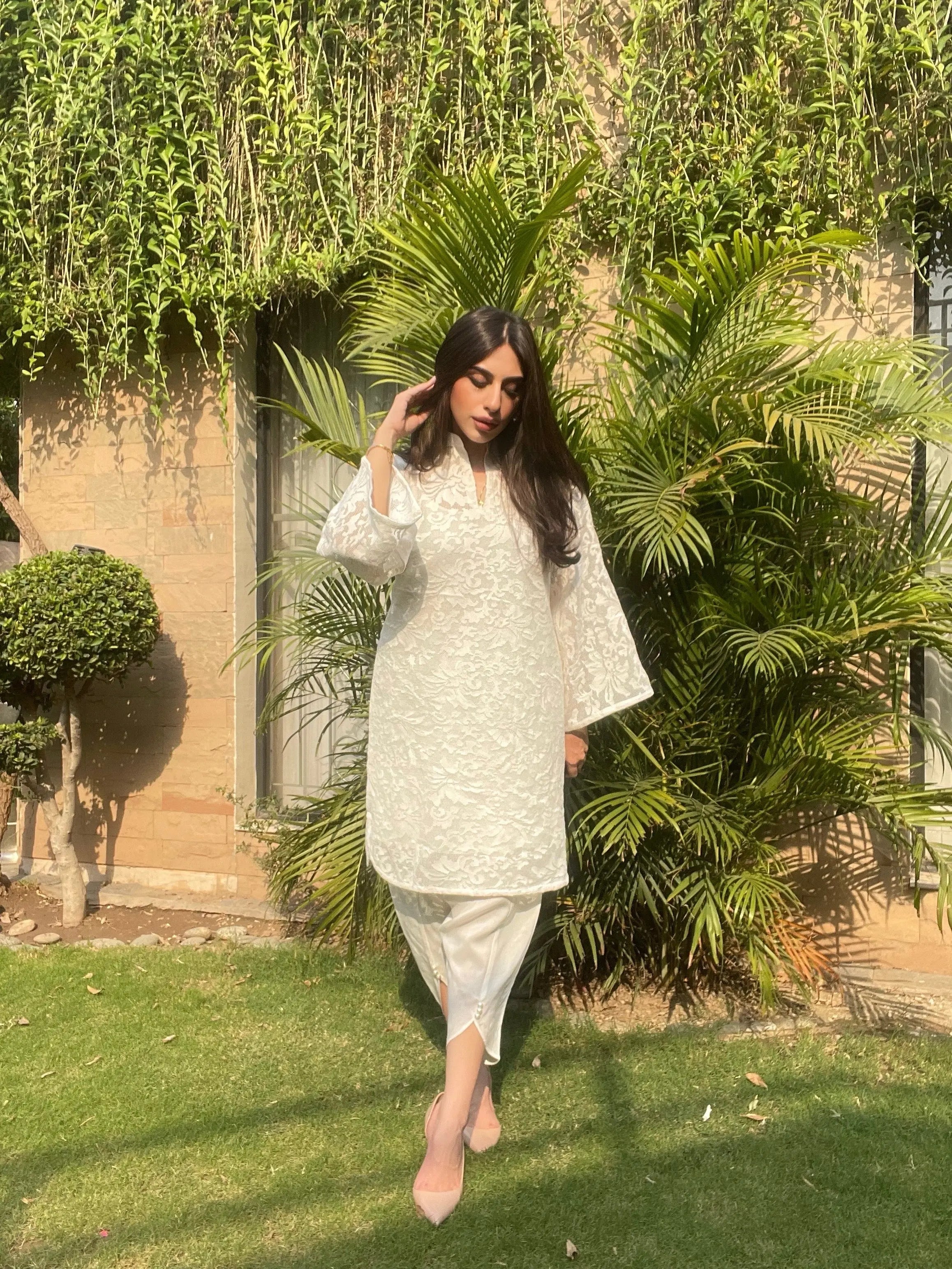 Crochet NET with Tulip Momina Ammar