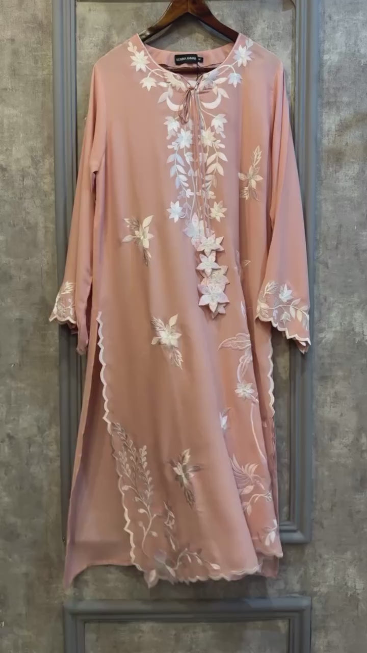 Baby pink Palm