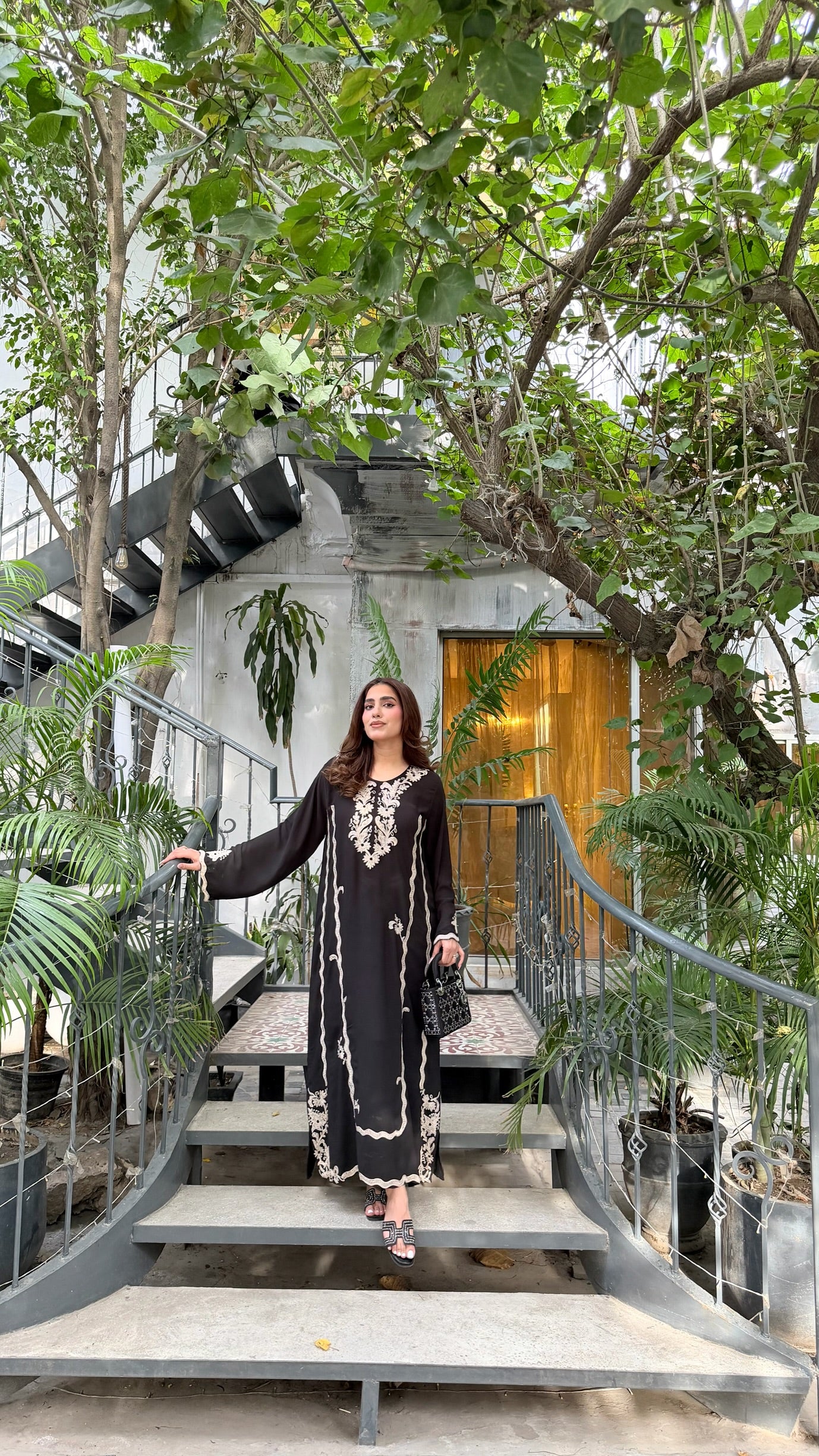 Black Zuri kaftan