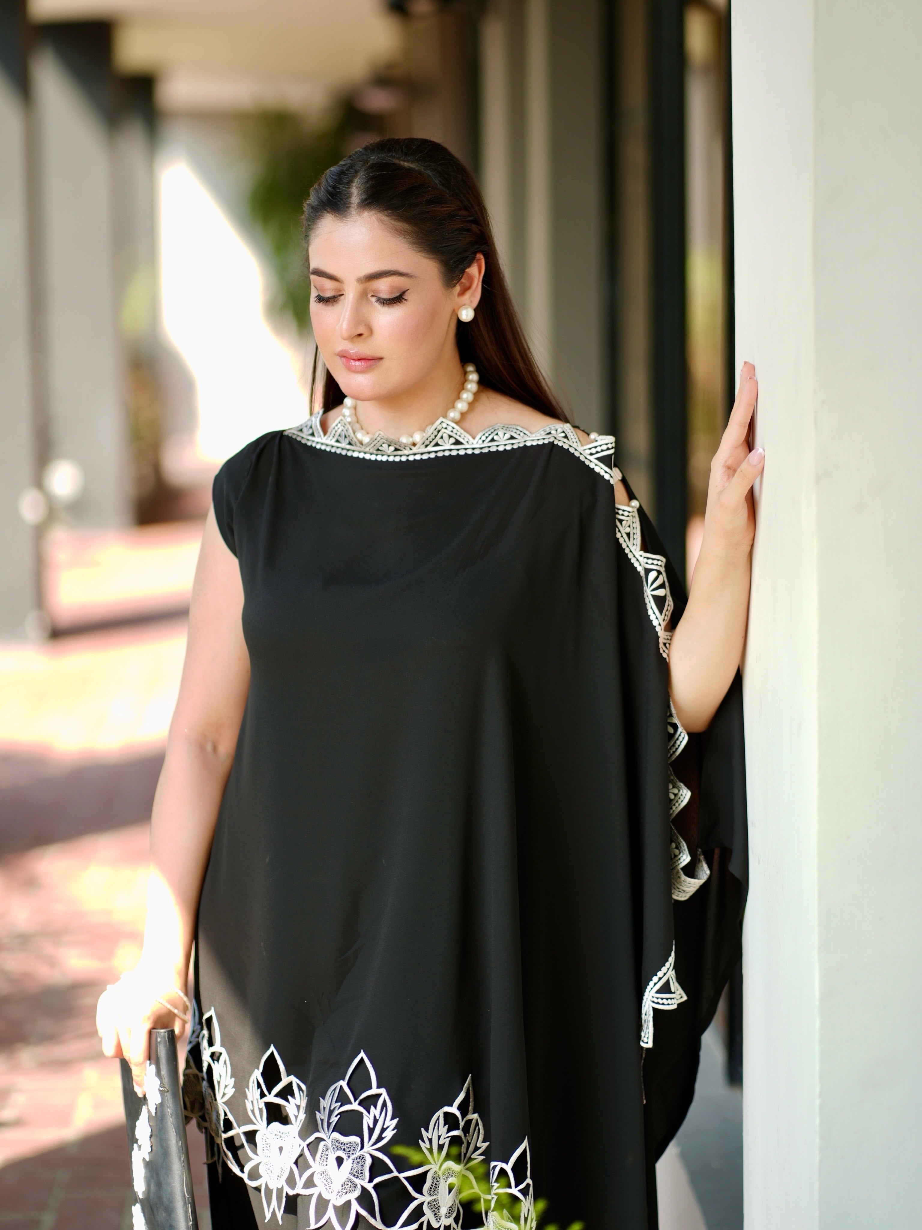 Pearl Drop Black