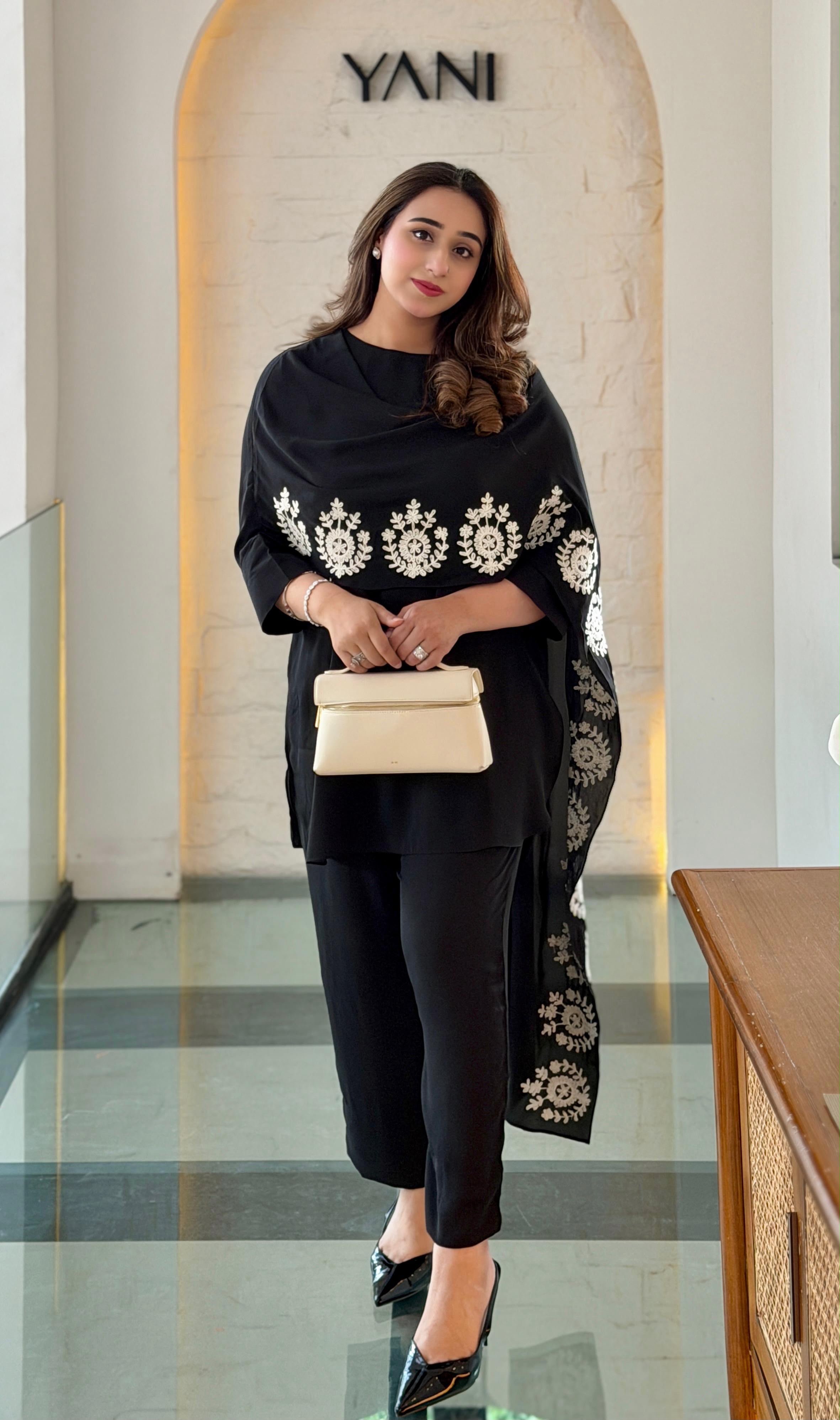 Monochrome Drape