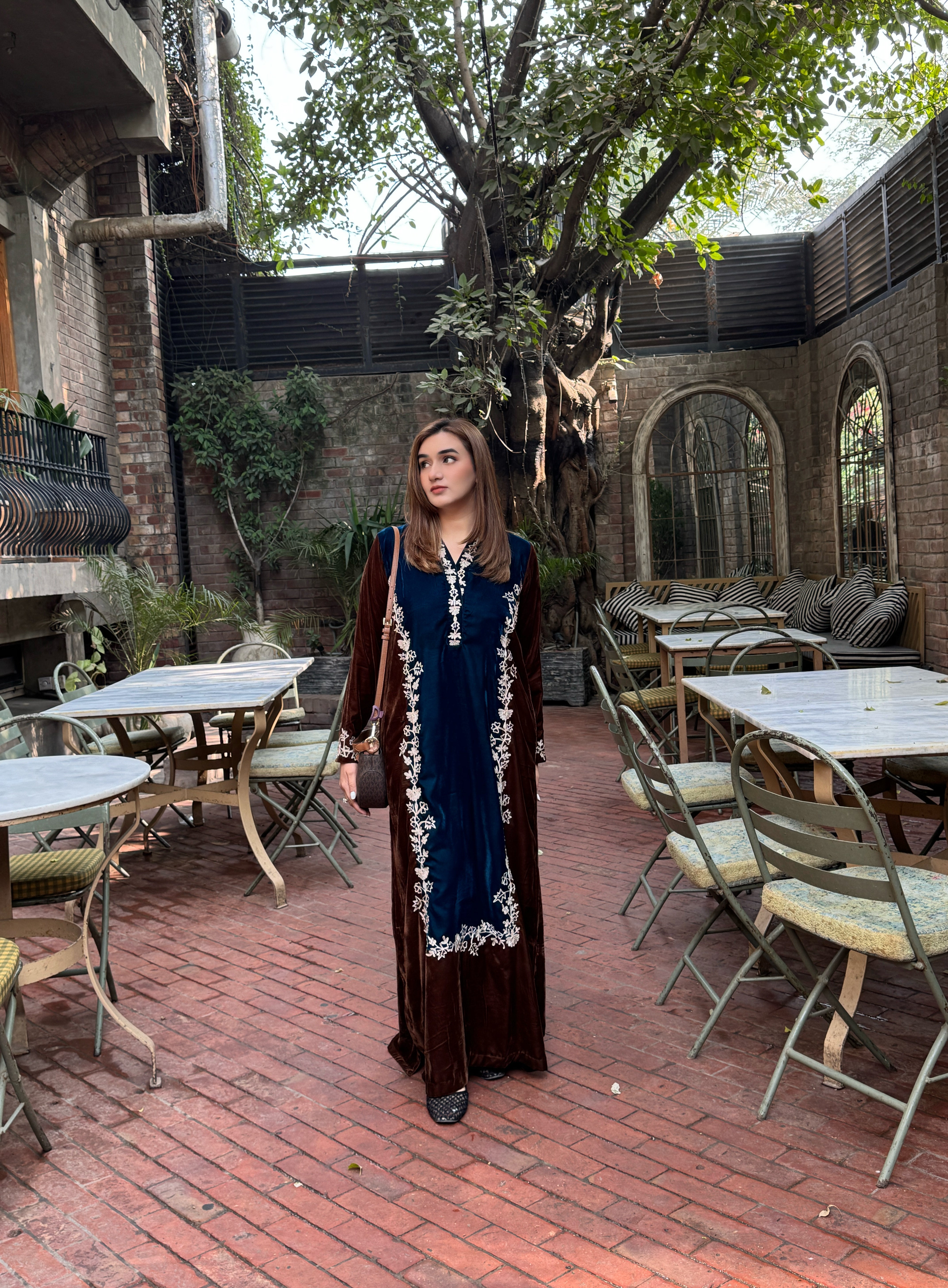 Brown Zinc Embroidered kaftan
