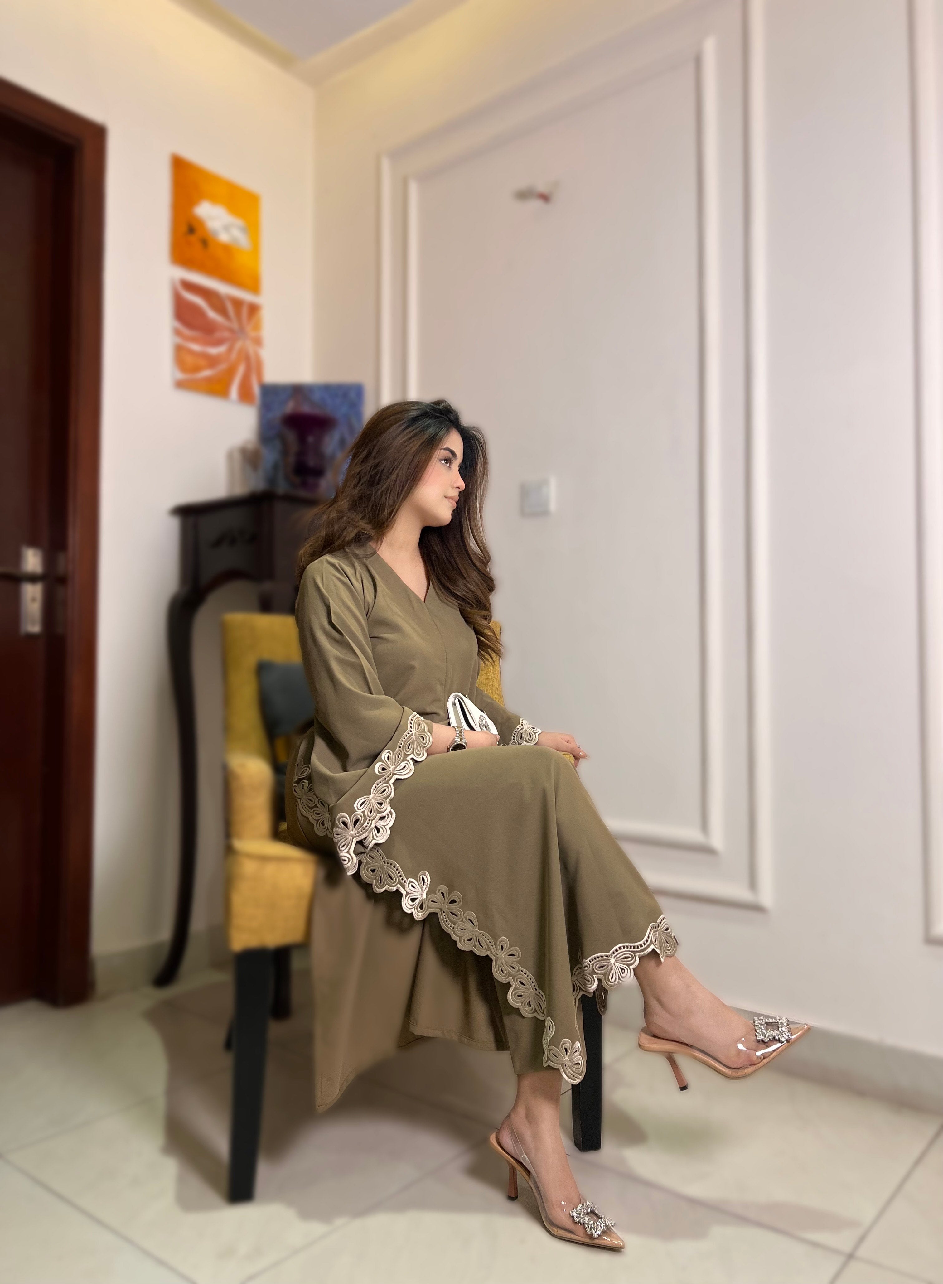 Petal hem Olive Twill