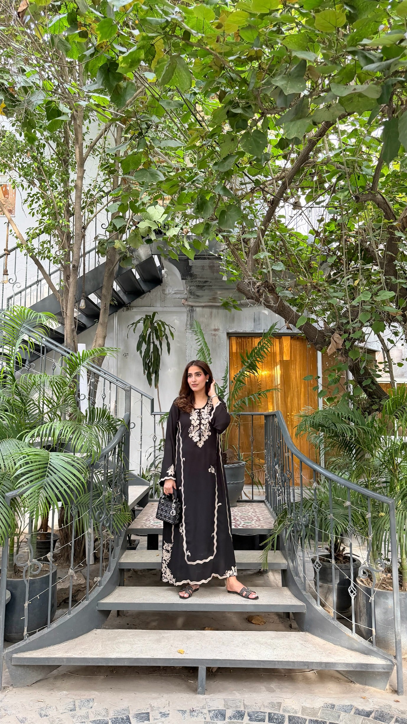 Black Zuri kaftan