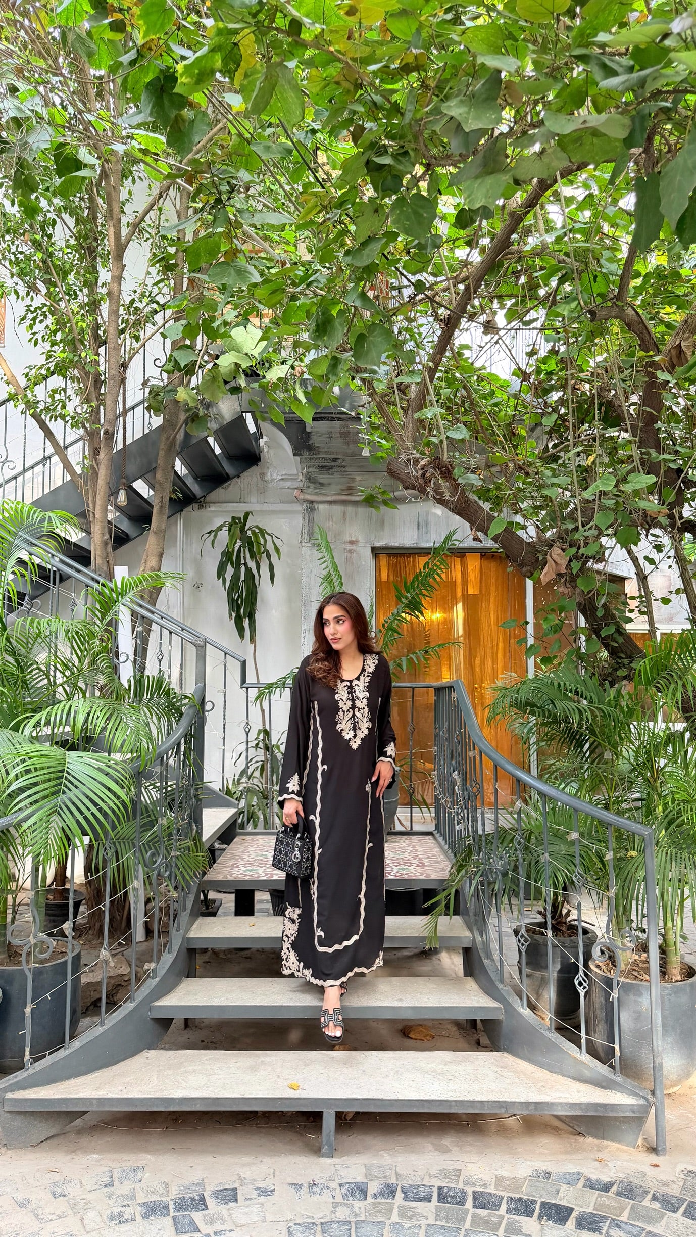 Black Zuri kaftan