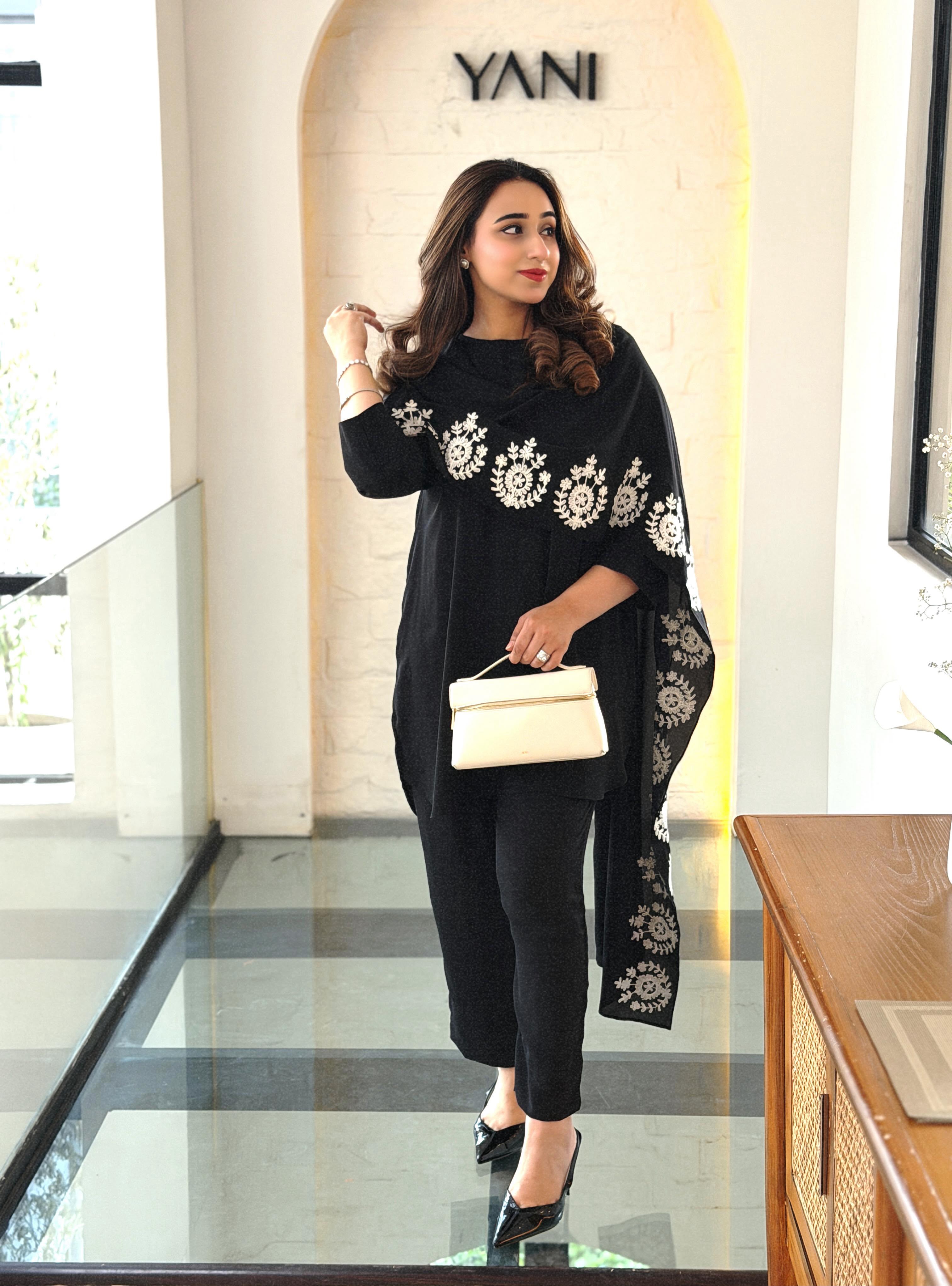 Monochrome Drape